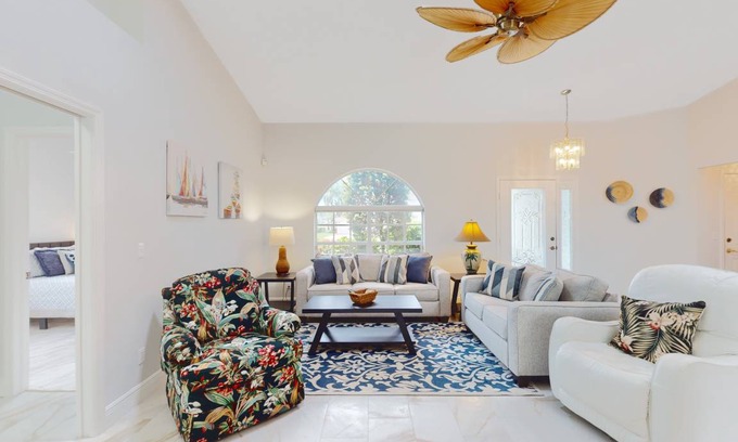 Crown Pointe House | 174 m² House ∙ 3 bedrooms ∙ 8 guests