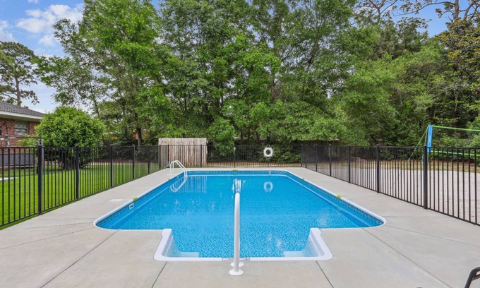 Northeast Pensacola House | 177 m² House ∙ 3 bedrooms ∙ 7 guests