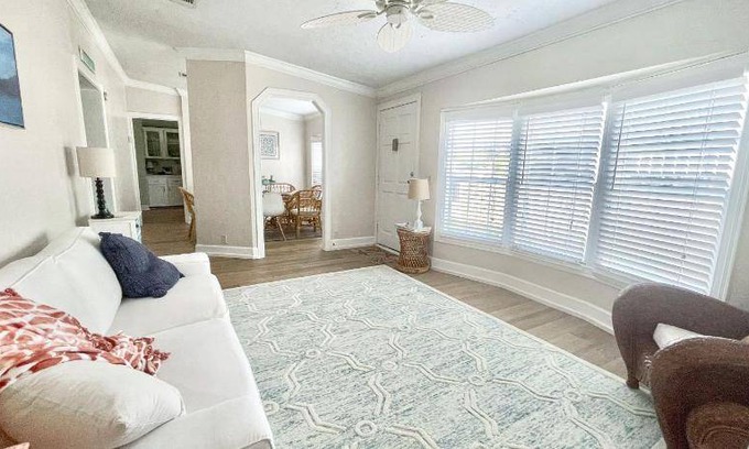 Laguna Beach Estates House | 179 m² House ∙ 3 bedrooms ∙ 10 guests