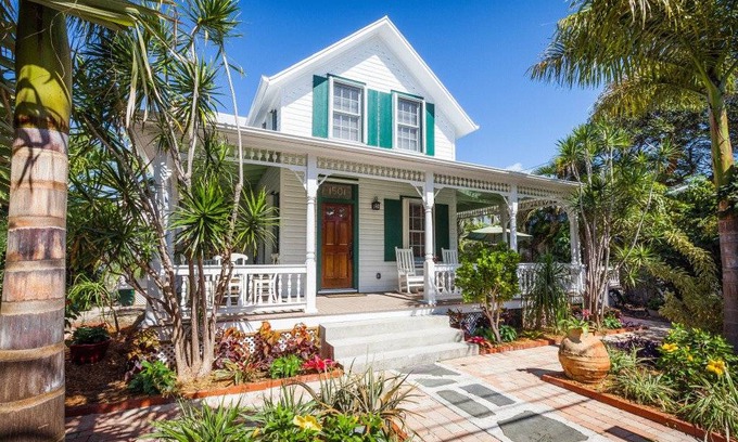 Meadows House | 181 m² House ∙ 4 bedrooms ∙ 8 guests