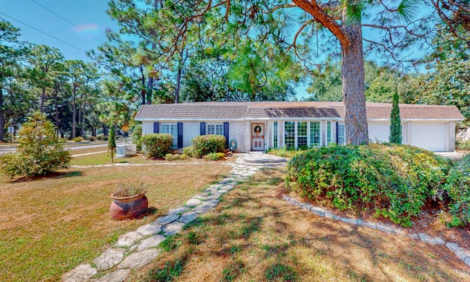 Scenic Heights House | 186 m² House ∙ 3 bedrooms ∙ 6 guests