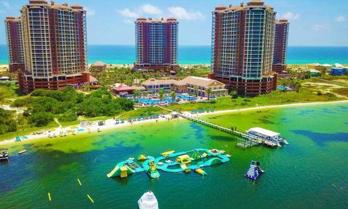 Pensacola Beach Resort | 189 m² Resort ∙ 3 bedrooms ∙ 127 guests