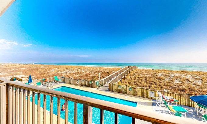 Navarre Beach Condo | 1st Floor Exquisite Gulf-Front Condo In Navarre Beach W/Shared Pool