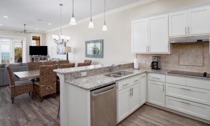 Sunnyside On The Gulf House | 2 Gulf View Balconies! 3 Story Townhome With 4 Bedrooms, 4 Bathrooms! Sleeps12