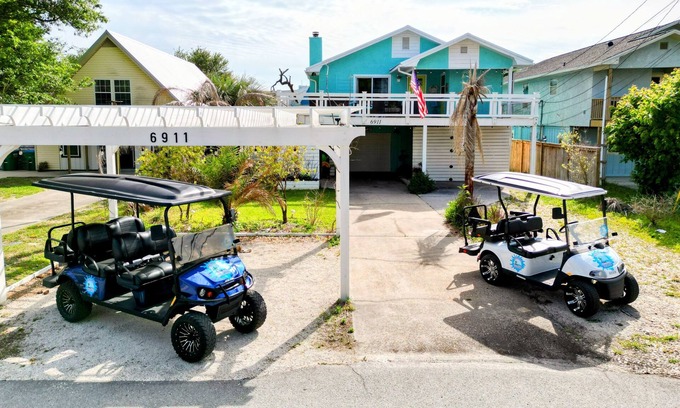 Holiday Beach House | 2 Homes - Golf Cart Rental - Walk to the Beach!