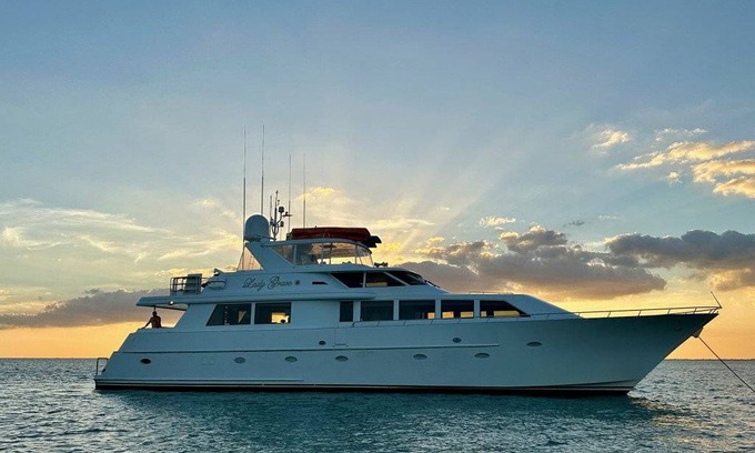 Key West Boat Rental | 214 m² Houseboat ∙ 5 bedrooms ∙ 10 guests