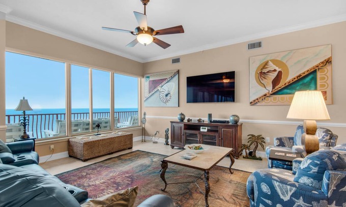 Gulf Lagoon Beach Condo | 216 m² Condo ∙ 3 bedrooms ∙ 8 guests