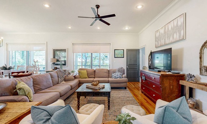 Plantation House | 221 m² House ∙ 4 bedrooms ∙ 10 guests