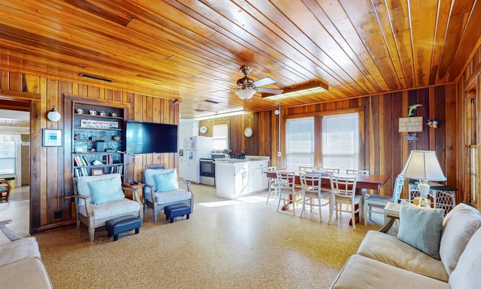 Bahama Beach House | 221 m² House ∙ 5 bedrooms ∙ 15 guests
