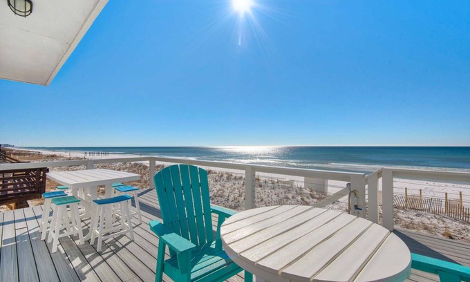 Crystal Beach House | 223 m² House ∙ 5 bedrooms ∙ 14 guests