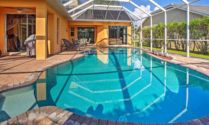Crown Pointe House | 234 m² House ∙ 4 bedrooms ∙ 8 guests