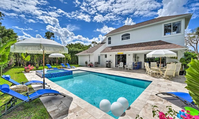 Palm River Estates House | 250 m² House ∙ 4 bedrooms ∙ 10 guests