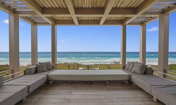 Seaside House | 274 m² House ∙ 3 bedrooms ∙ 6 guests
