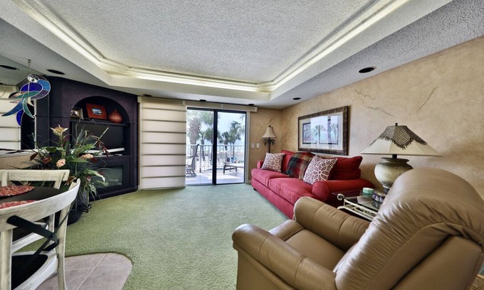 Panama City Beach Condo | 2nd Floor @ THE SUMMIT 1BR 1BA! Free Beach Chairs! $240 Weekly Value