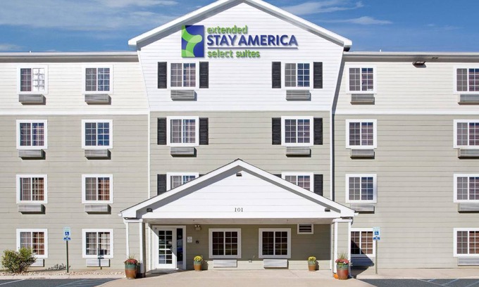 Pine Forest Hotel | 300 m² Hotel ∙ 127 guests