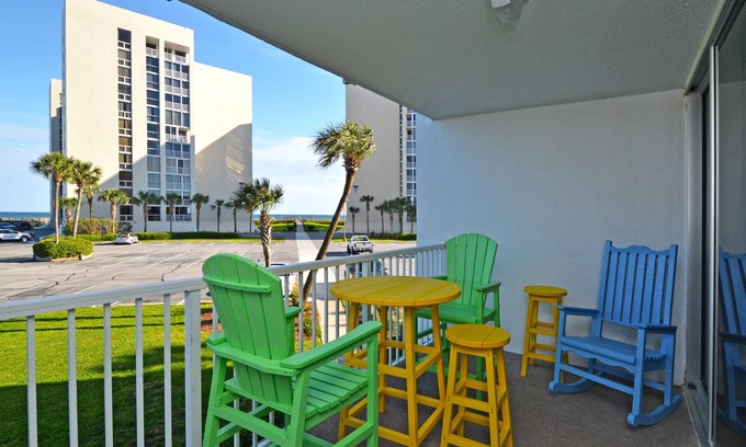 Holiday Isle Condo | 3024 Shoreline Tower Beach View Vacation Condo Free Beach Setup