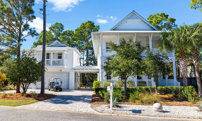 Sugarwood Beach House | 387 m² House ∙ 7 bedrooms ∙ 14 guests