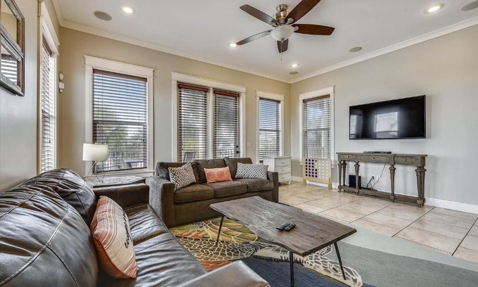 Silver Sands Beach House | 4120 Utes Street - Salty Beach by Vacations Perfected