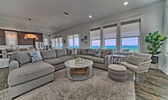 Sunnyside On The Gulf House | 423 m² House ∙ 5 bedrooms ∙ 18 guests