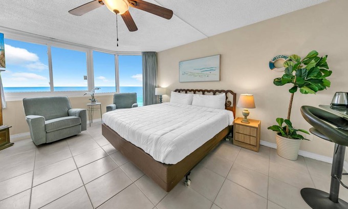 Panama City Beach Apartment | 45 m² Studio flat ∙ 4 guests
