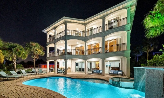 Fort Walton Beach - Destin House | 465 m² House ∙ 6 bedrooms ∙ 24 guests