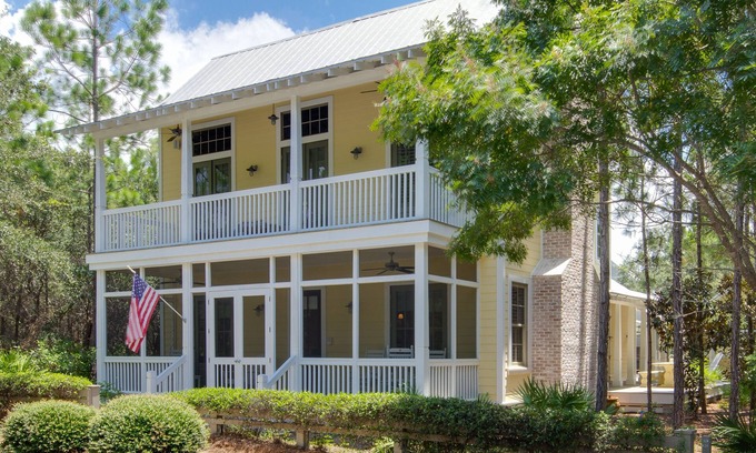 Watercolor House | 4BR Watercolor Beach House on 30a! 6-Seat LSV, Near Pool. Short Ride to Beach