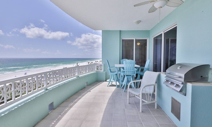 Silver Sands Beach Condo | 5th Floor 2BR 2BA @ The En Soleil! Free Beach chairs included!