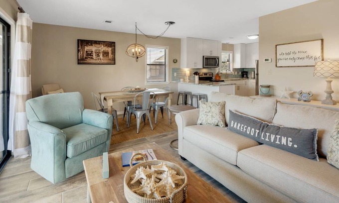 Seagrove Beach Apartment | 60 m² Apartment ∙ 1 bedroom ∙ 4 guests