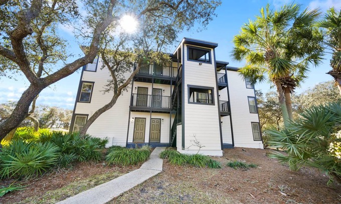 Inlet Beach Condo | 60 m² Condo ∙ 1 bedroom ∙ 6 guests