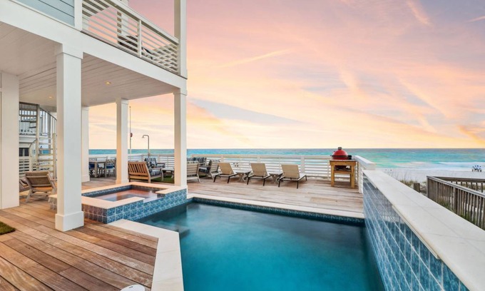 Sunnyside House | 607 m² House ∙ 8 bedrooms ∙ 38 guests