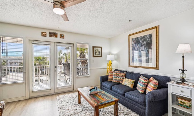 Crystal Beach Condo | 63 m² Condo ∙ 1 bedroom ∙ 6 guests
