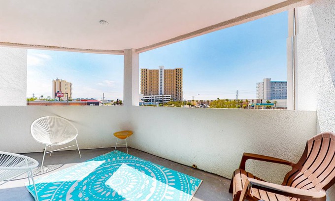 Gulf Lagoon Beach Condo | 64 m² Condo ∙ 1 bedroom ∙ 4 guests