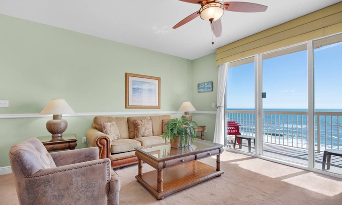 Miramar Beach Condo | 79 m² Condo ∙ 1 bedroom ∙ 6 guests