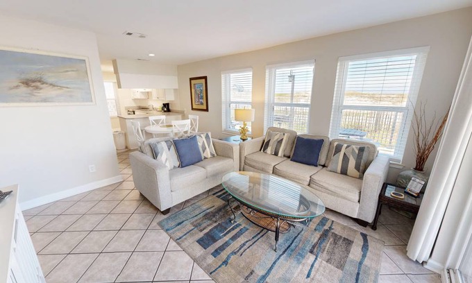 Holiday Isle Condo | 84 m² Condo ∙ 2 bedrooms ∙ 6 guests