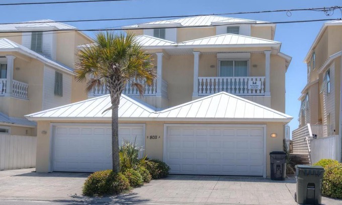 Silver Sands Beach House | A Surf House 8011
