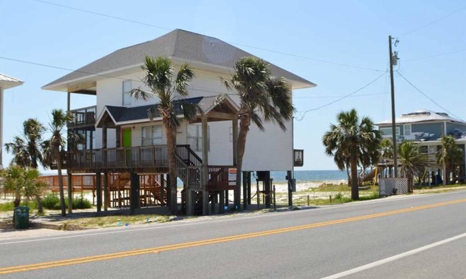 Port St. Joe House | Ah Coogee offers Gulf front views that will take your breath away!