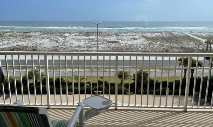 Pensacola Beach Condo | Amazing Location just steps to the Gulf - Santa Rosa Towers 303