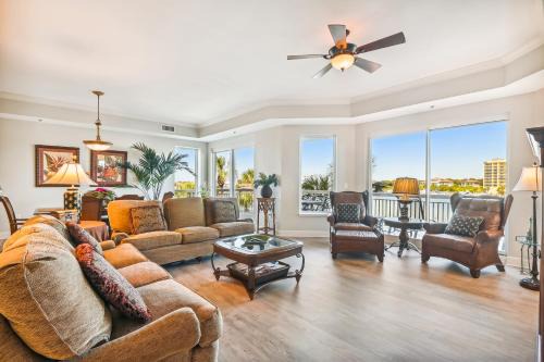 Holiday Isle Apartment | Apartments in FL, USA