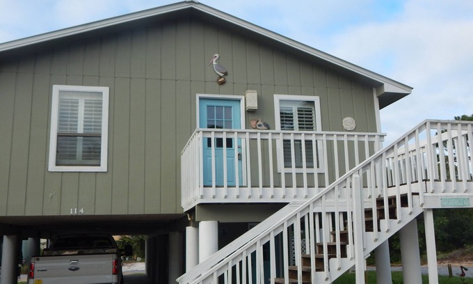 Cape San Blas House | August Openings: Book Your Beach Vacation Now! 3 BR, 2 BA, Pet friendly