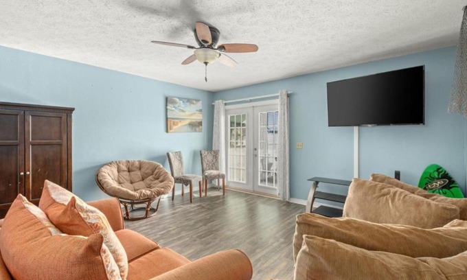 Gulf Lagoon Beach Apartment | Beach Dayz