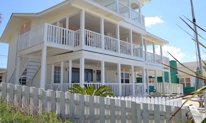 Bahama Beach House | BEACH FRONT HOME 5 BD/4 BA 3 Decks Step out of the home an you are on the beach