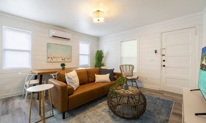 Sunnyside On The Gulf House | Beach Yards Away, Coastal Shanty, Free Parking