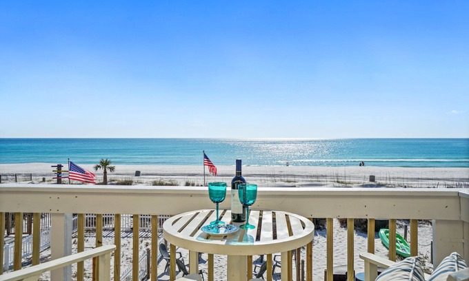 Laguna Beach House | Beachfront in PCB - Beach is the Backyard! 3BR Plus Bunk Room, Slps 11 Free Golf