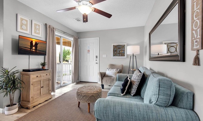 Destin Condo | 🌴Beachside in Destin-Pool-Ground Floor-2BR St. Martin Beachwalk Villas 112