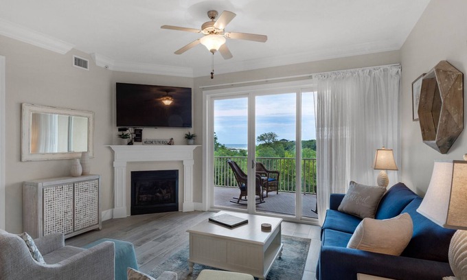 Santa Rosa Beach Condo | Beautiful Condo with Pool Cabana at Sanctuary at Redfish