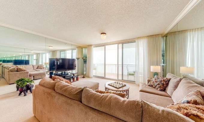 Navarre Beach Apartment | Belle Mer 902