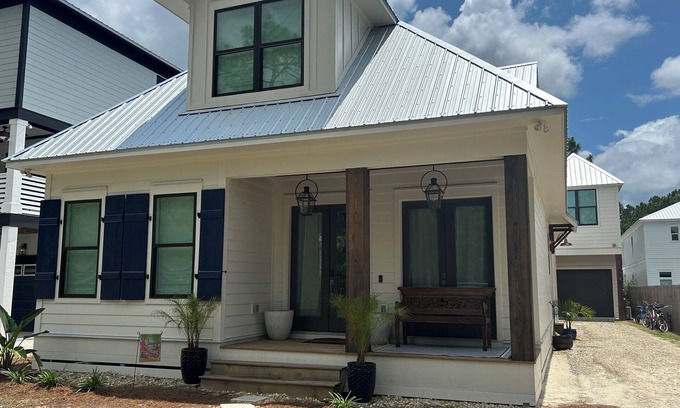 Watercolor House | Blue Marlin