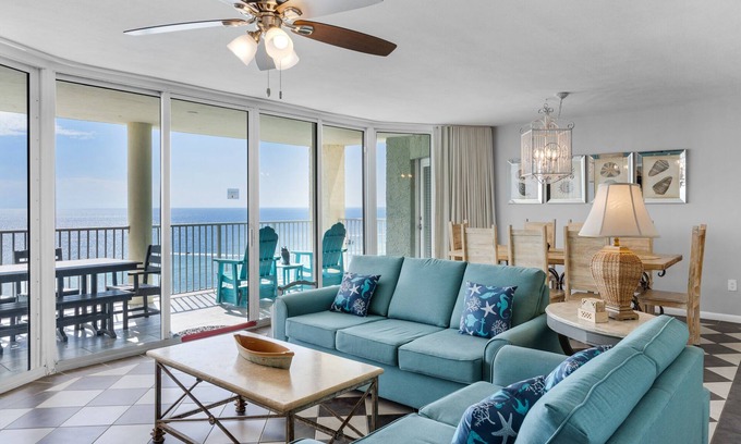 Long Beach Condo | Booking Long Beach August 18, 2025-April 2026 READ DESCRIPTION PRIOR TO BOOKING