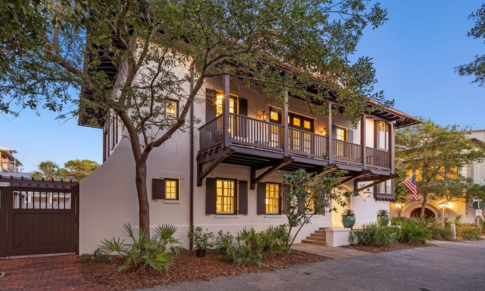 Panama City Beach House | Carmel Cottage - SOUTH OF 30A, FREE GYM/TENNIS, ELEVATOR, BEAUTIFUL OUTDOOR AREA