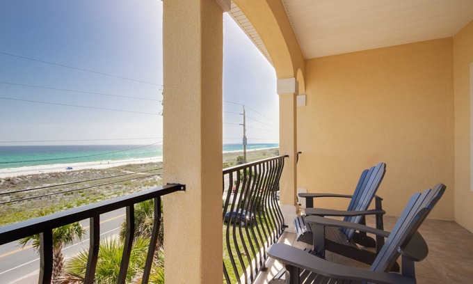 Sunnyside On The Gulf House | Casa Al Mare - Remarkable Gulf-View Home Directly Across from the Beach!